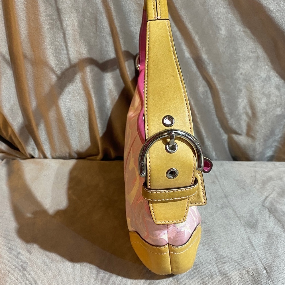 Y2K Coach Pink Optic Soho Hobo Shoulder Bag - Picture 3 of 14